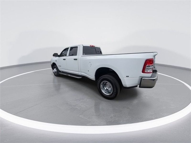 2020 RAM 3500 TradesmanImage 6