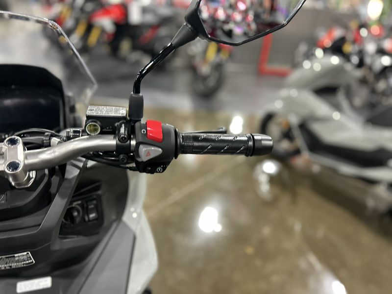 New 2026 Honda ADV160 Image 10