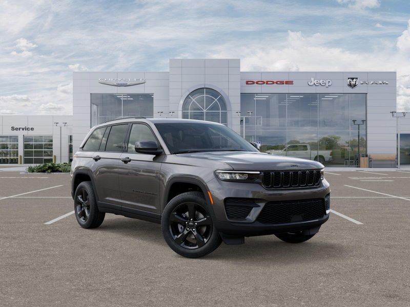 2025 Jeep Grand Cherokee Altitude X 4x4