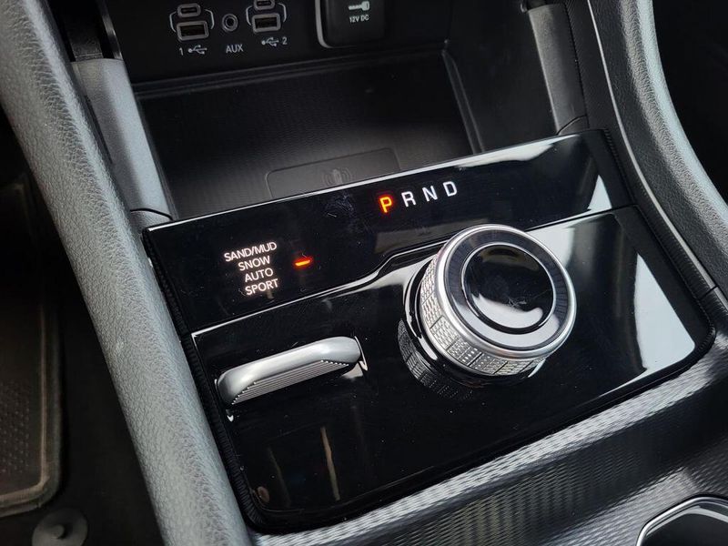 2025 Jeep Grand Cherokee L Limited 4x4Image 24