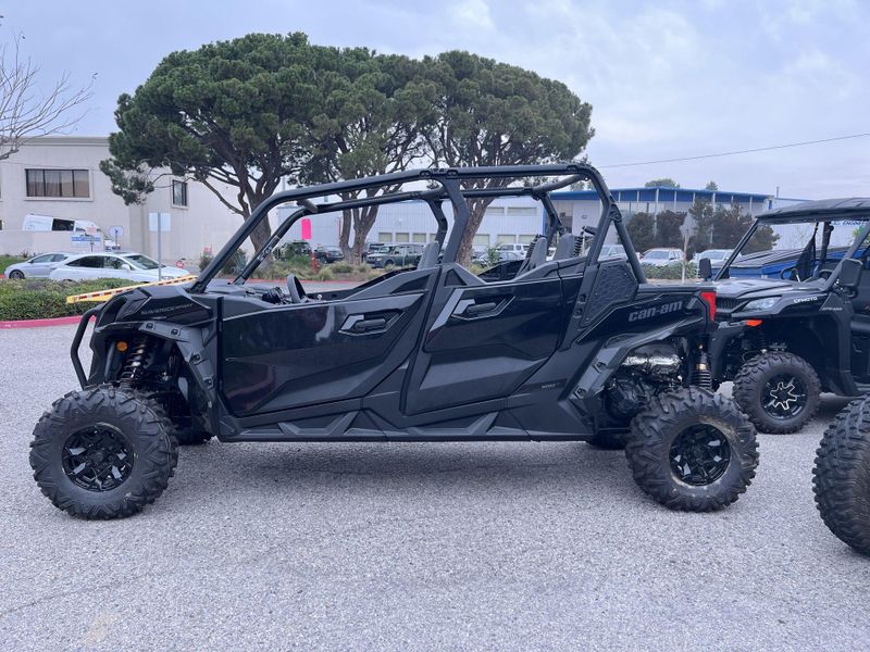 New 2025 Can-Am MAVERICK SPORT MAX DPS 1000R Image 14