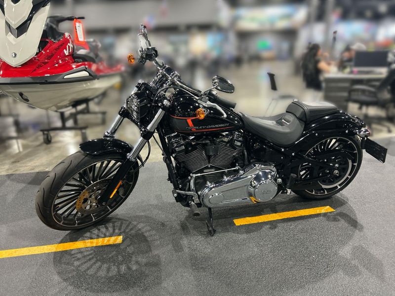 Used 2024 Harley-Davidson Breakout Image 20