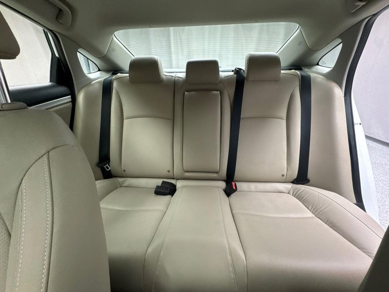 2018 Honda Civic EX-LImage 15