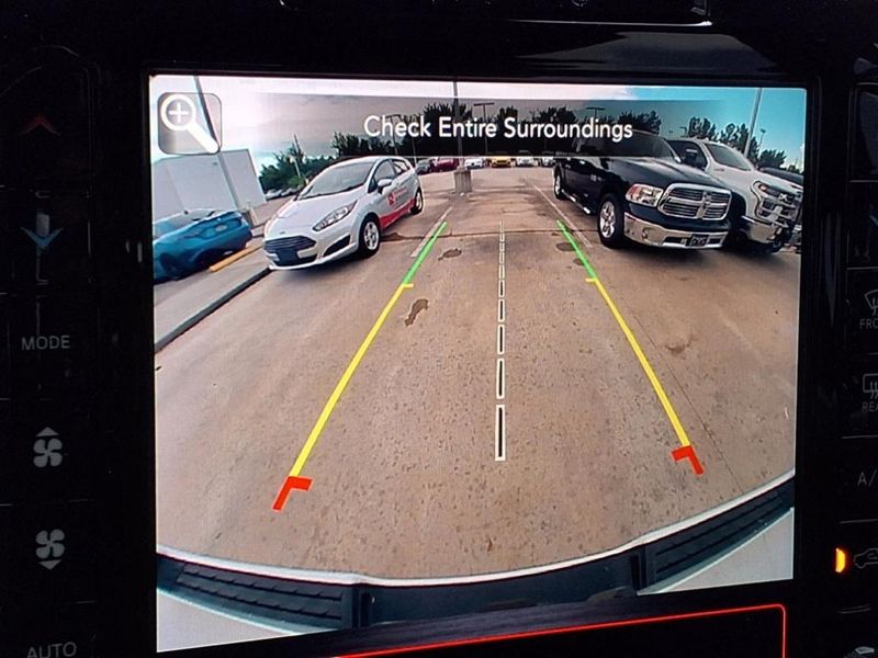 Used 2021 RAM 1500 LaramieImage 10