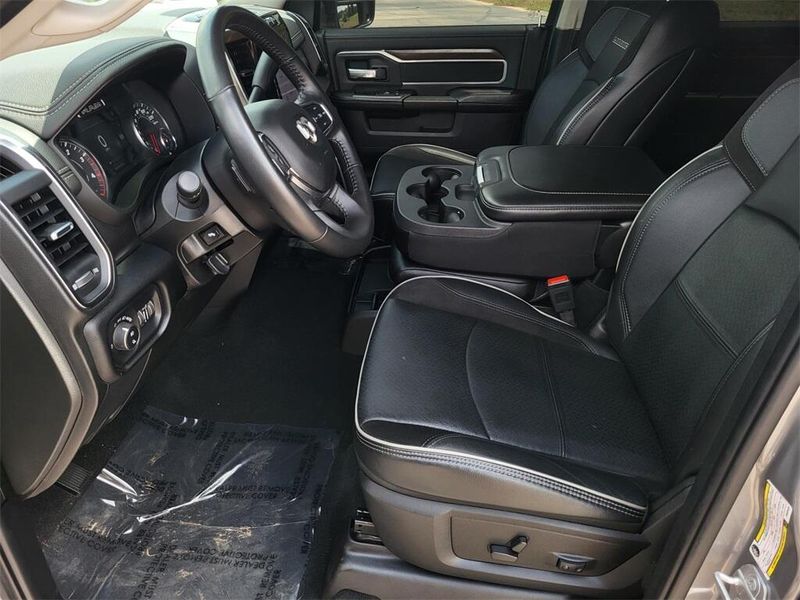 2024 RAM 2500 LaramieImage 24