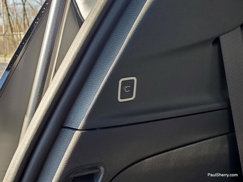 New 2026 Chrysler Pacifica Select