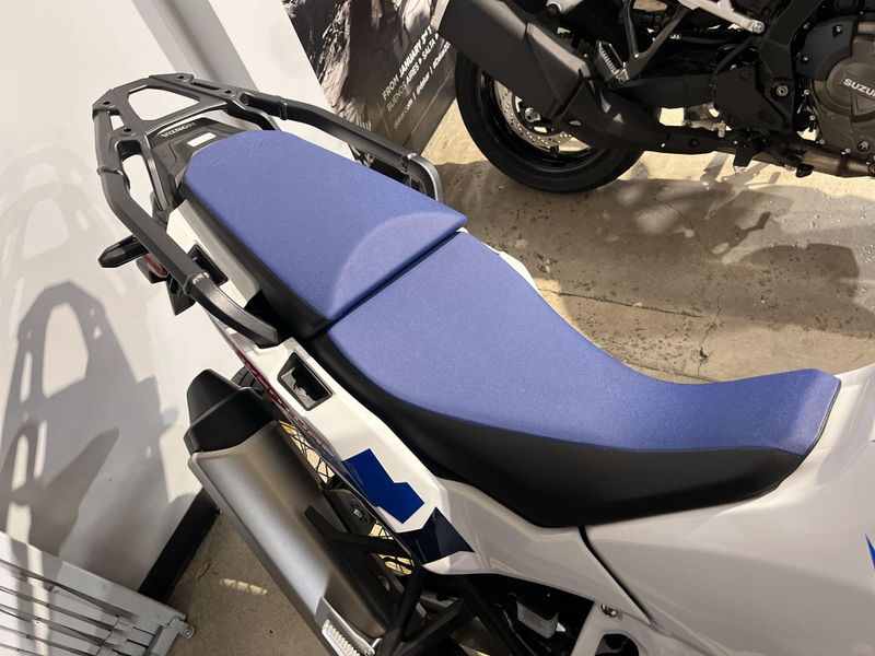 New 2026 Honda AFRICA TWIN DCT Image 14