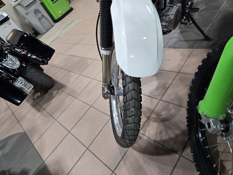 NEW 2026 SUZUKI DR650S Image 19