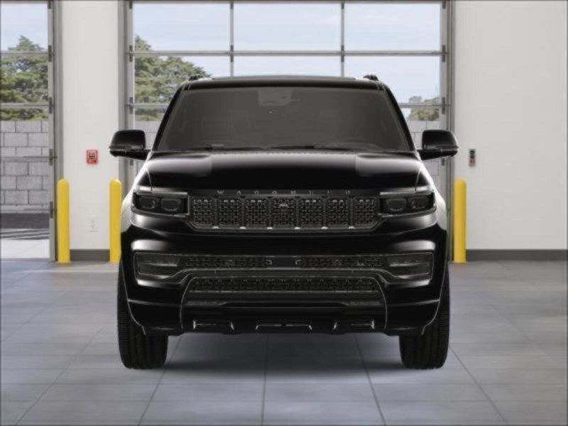 2023 Jeep Grand Wagoneer II photo 9