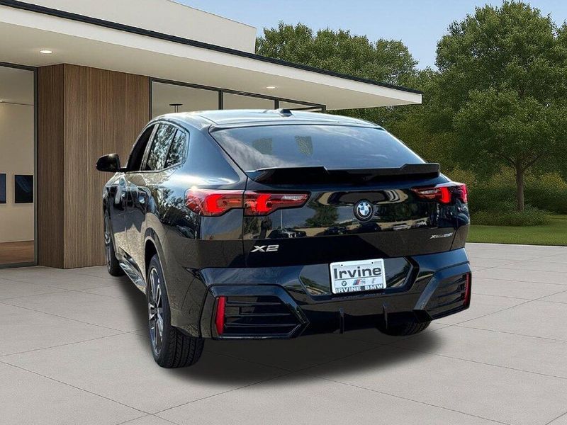 New 2026 BMW X2 xDrive28iImage 11