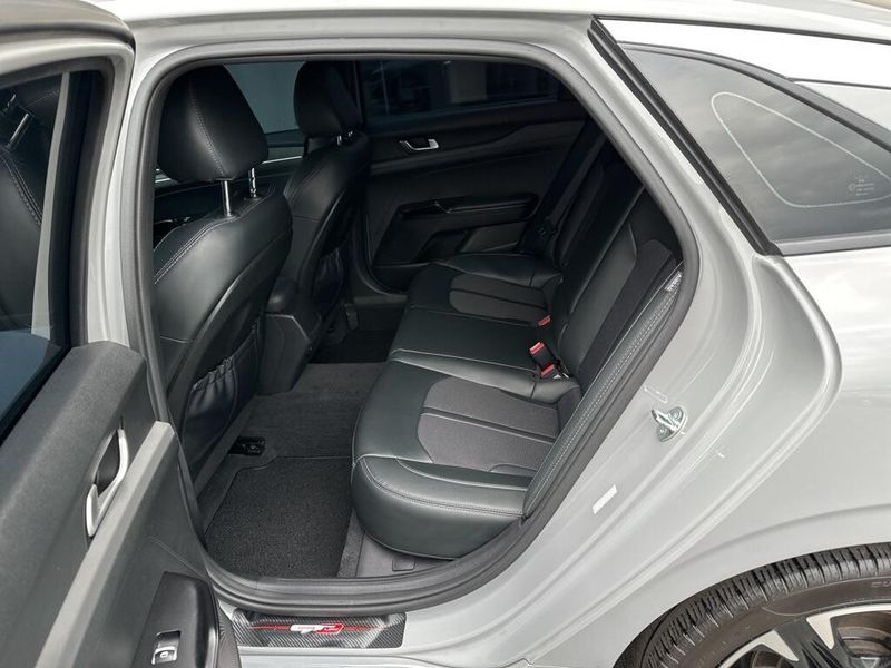 2024 Kia K5 GT-LineImage 17