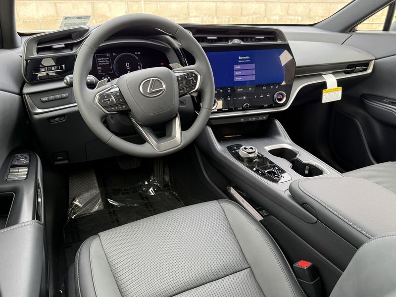 New 2026 Lexus RZ 350eImage 24
