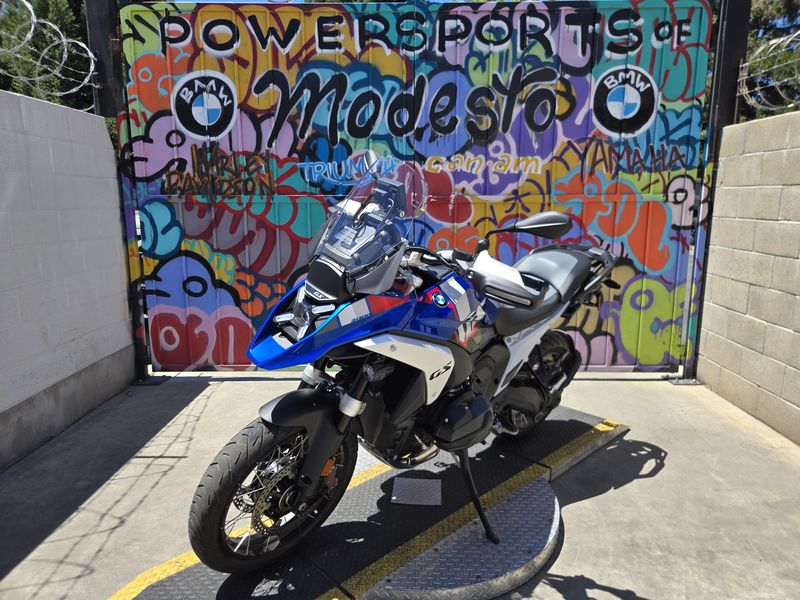 New 2025 BMW R 1300 GS Image 2