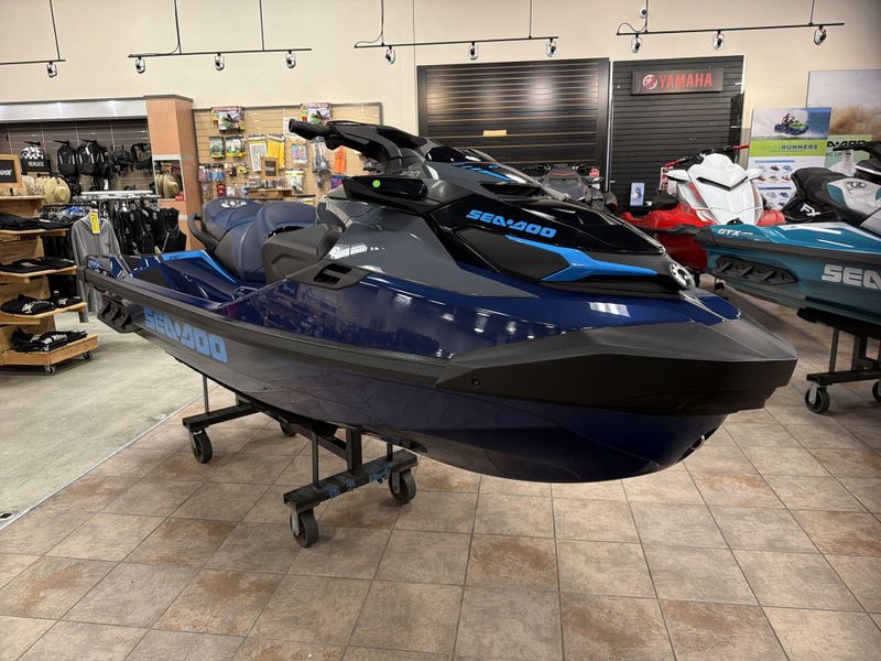 New 2025 Sea Doo GTX 230 (SOUND SYSTEM) Image 11