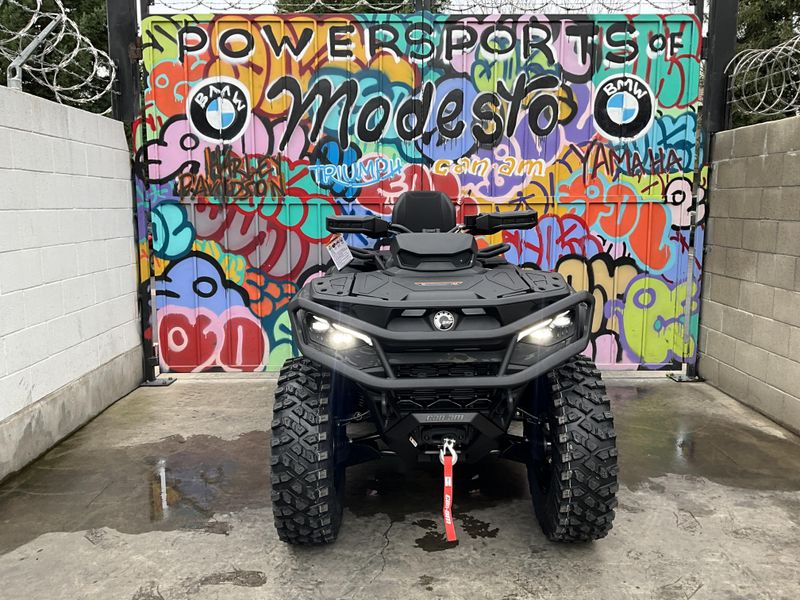 New 2026 Can-Am OUTLANDER MAX 1000R BACKCOUNTRY Image 2