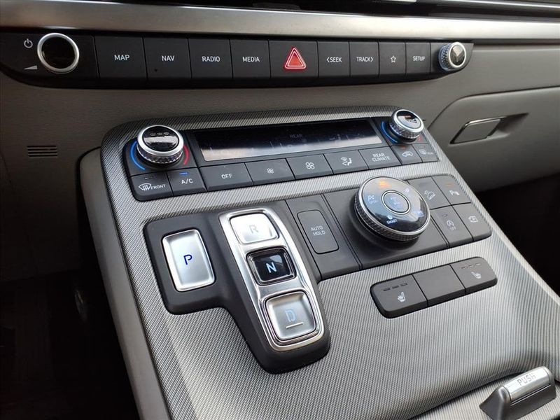 Used 2025 Hyundai Palisade SELImage 25