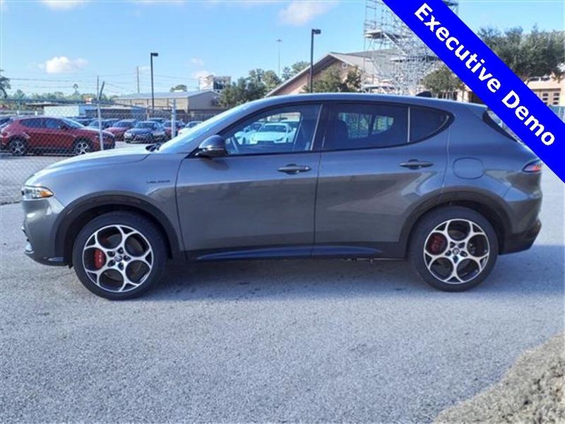 New 2024 Alfa Romeo Tonale Veloce EawdImage 22