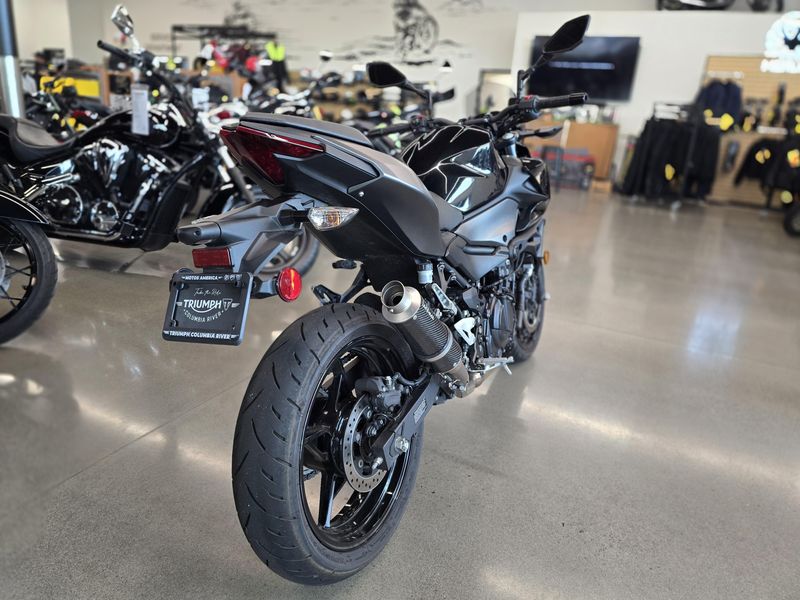 Used 2025 Kawasaki Z500 ABS 