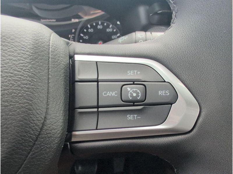 2025 Jeep Compass Latitude 4x4Image 22