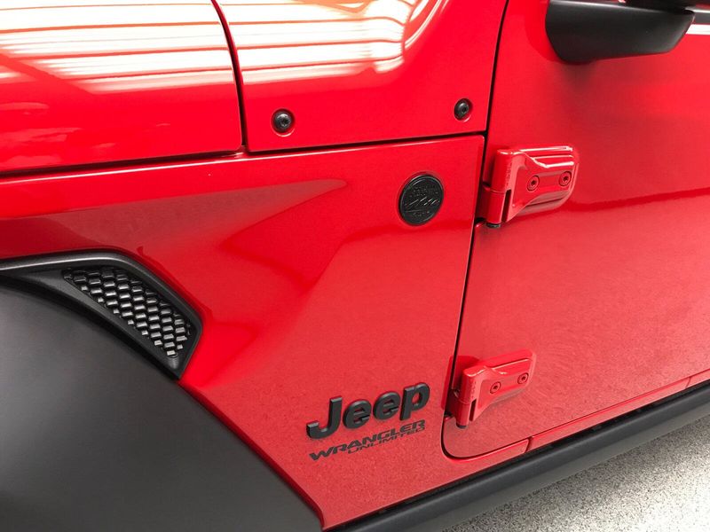 2022 Jeep Wrangler Unlimited WillysImage 3