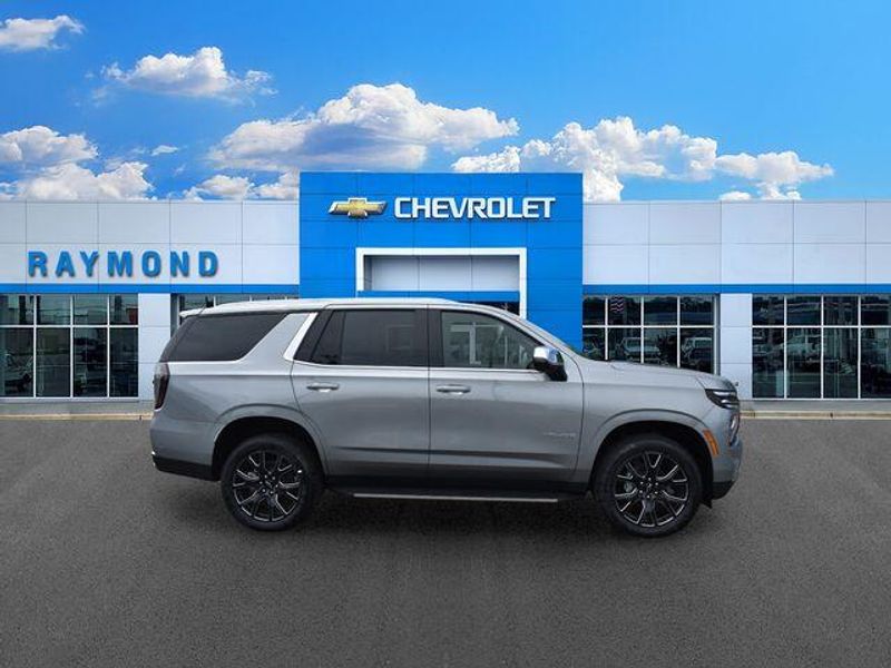 New 2026 Chevrolet Tahoe PremierImage 2