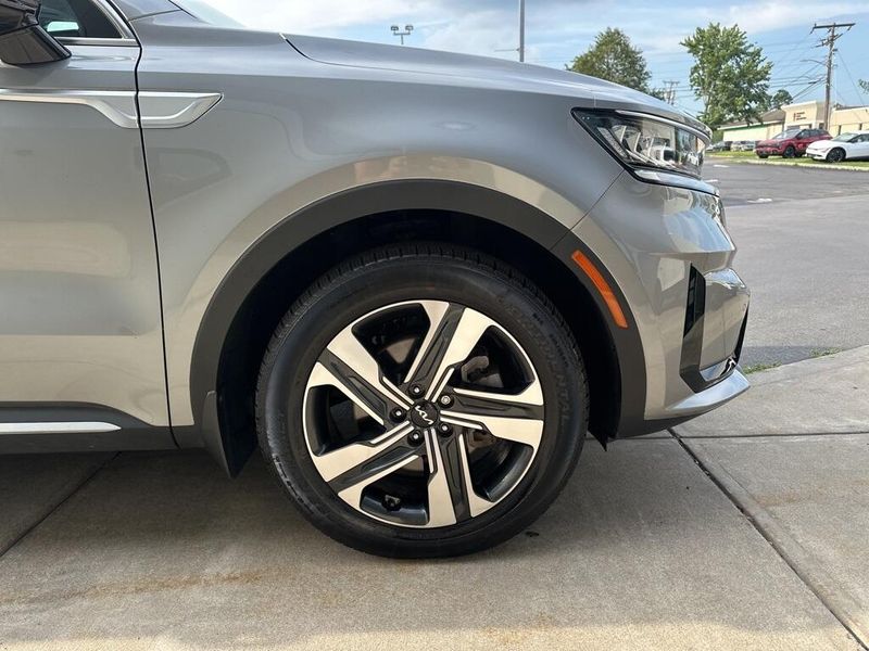 Used 2023 Kia Sorento Hybrid EXImage 12