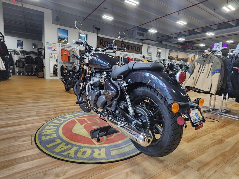 New 2024 Royal Enfield SUPER METEOR Image 13