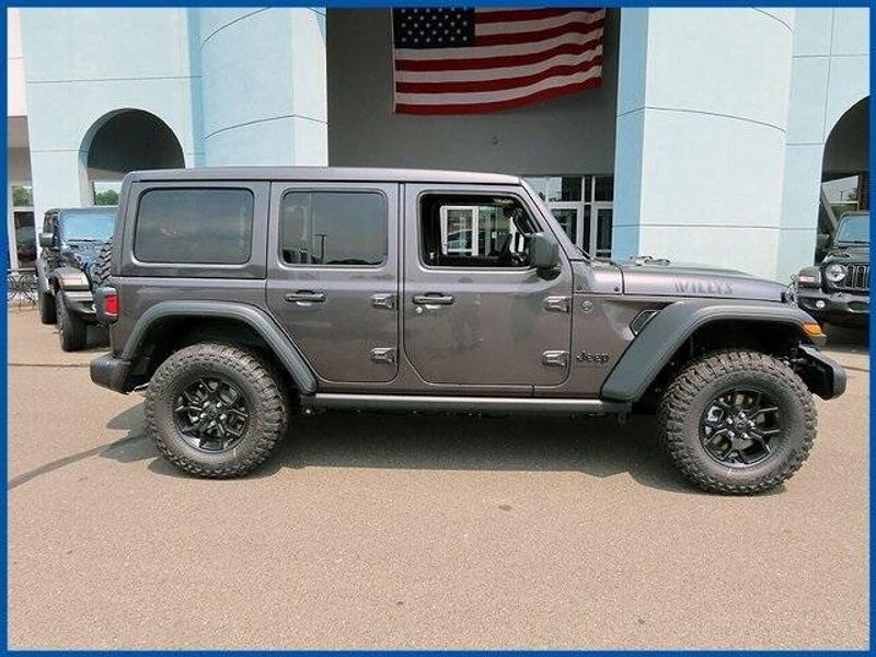2025 Jeep Wrangler WillysImage 2