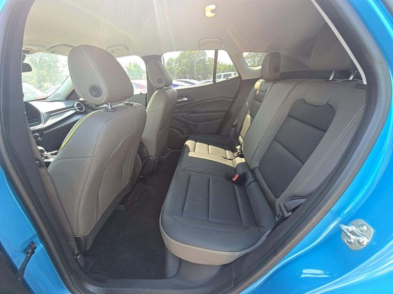 2025 Chevrolet Trax ACTIV photo 5