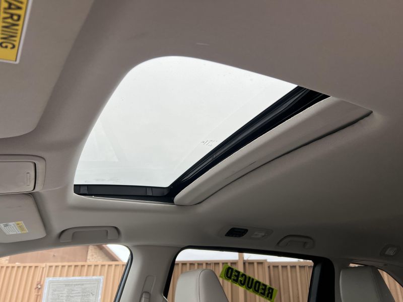 2025 Honda Odyssey EX-LImage 16