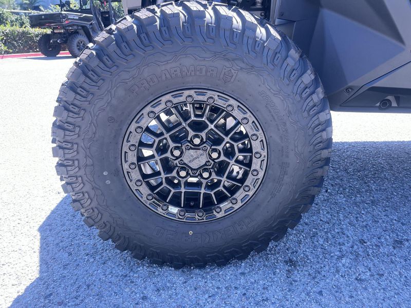 New 2026 Polaris RZR PRO R 4 ULTIMATE Image 25