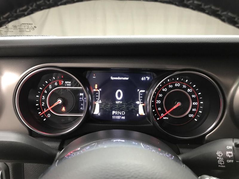 Used 2021 Jeep Wrangler Unlimited RubiconImage 9