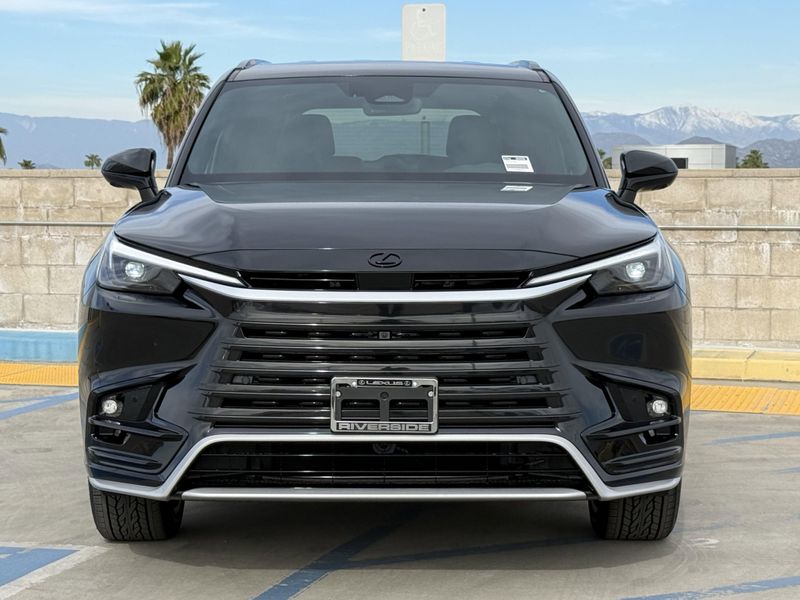 New 2026 Lexus TX 500h F SPORT Performance PremiumImage 6