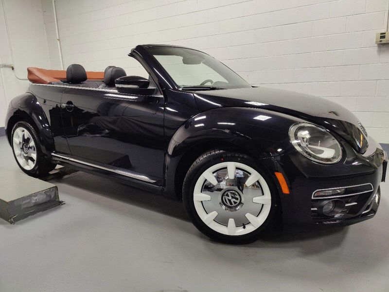 2019 Volkswagen Beetle Convertible Final Edition SELImage 6