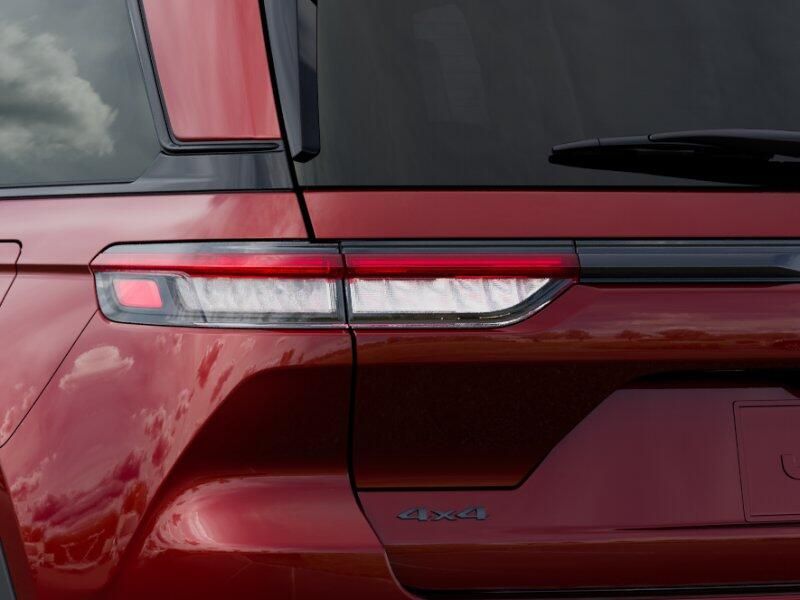 New 2025 Jeep Grand Cherokee Limited 4x4