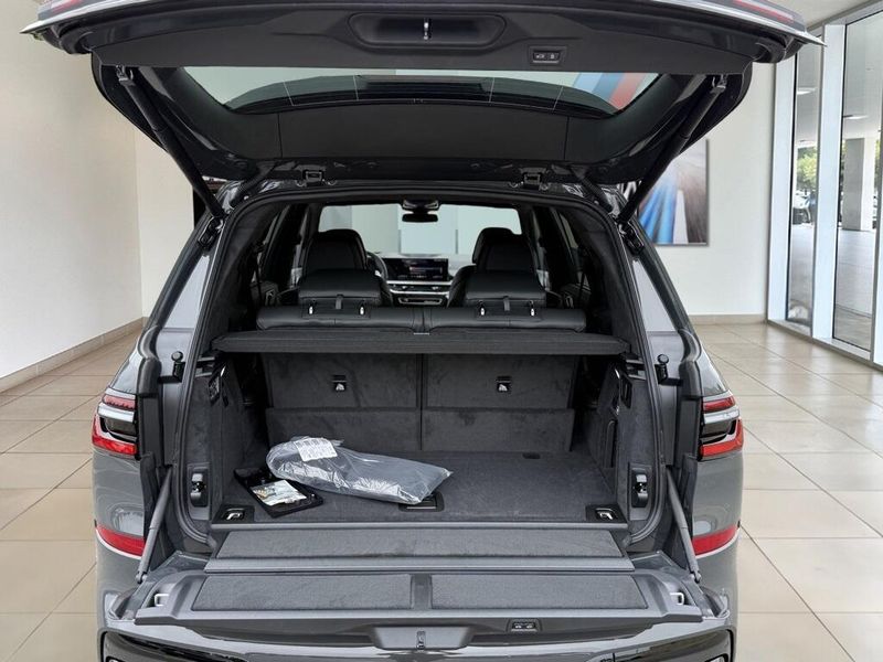2026 BMW X7 xDrive40iImage 15