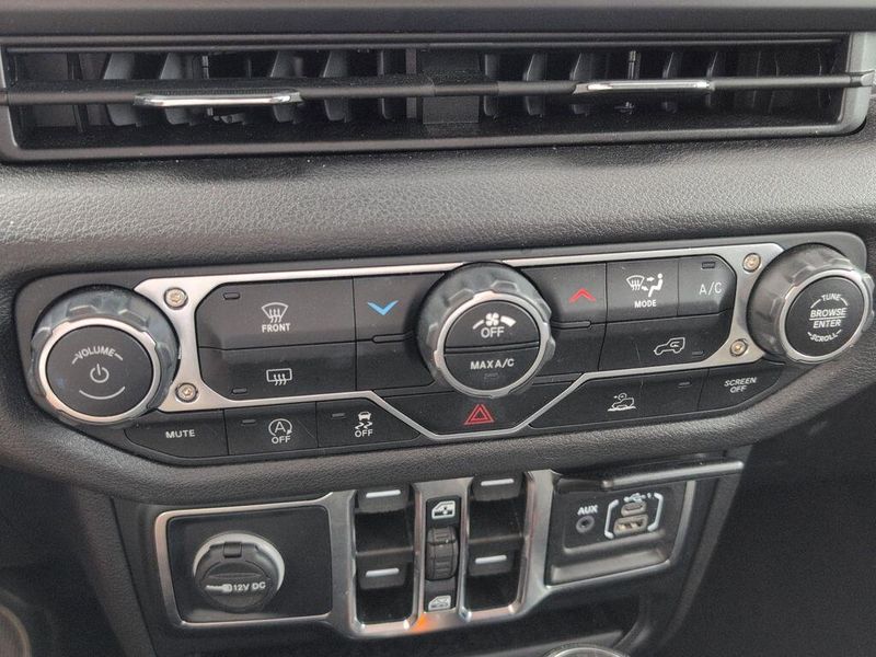2024 Jeep Wrangler Sport SImage 16