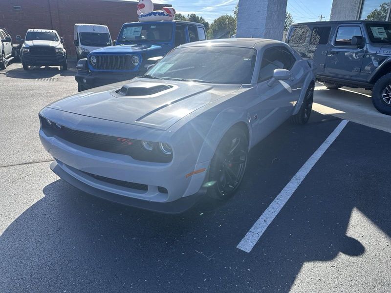 2021 Dodge Challenger R/T Scat Pack WidebodyImage 1