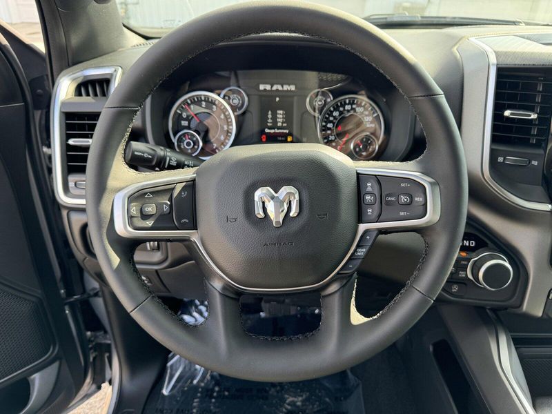 2025 RAM 1500 Big HornImage 18