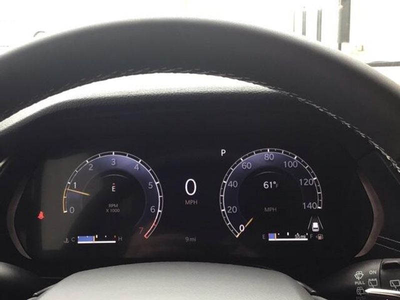 2025 Jeep Grand Cherokee Altitude X 4x2Image 10