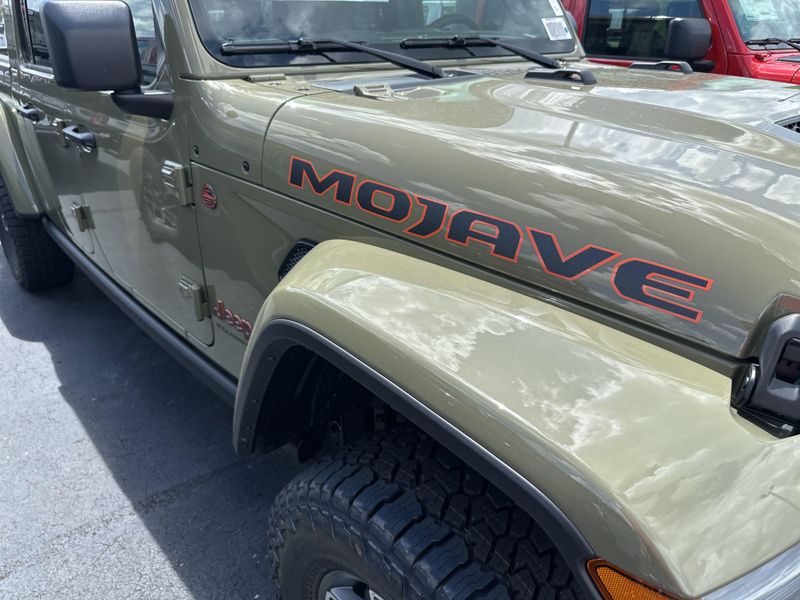 New 2025 Jeep Gladiator Mojave X 4x4Image 4