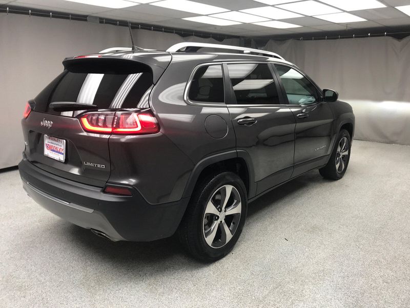 2019 Jeep Cherokee LimitedImage 12