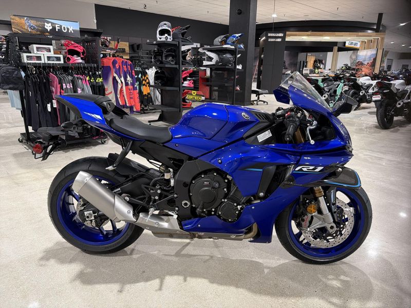 New 2026 Yamaha YZF-R1 Image 18
