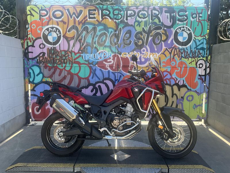 Used 2017 Honda AFRICA TWIN Image 5