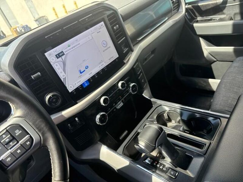 2023 Ford F-150 Lightning XLT photo 15