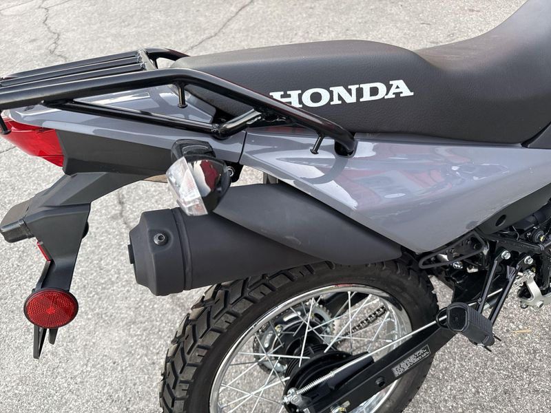 New 2025 Honda XR150L Image 12