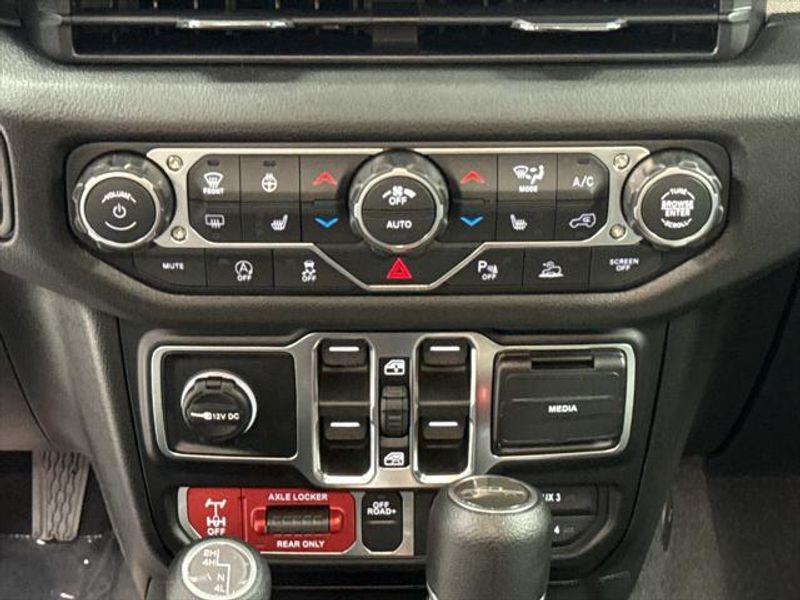 New 2026 Jeep Gladiator Willys 4x4Image 9