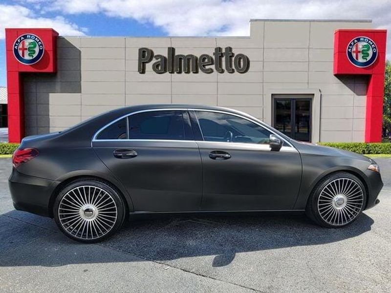2020 Mercedes Benz A 220 photo 3