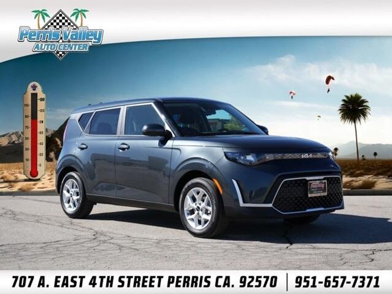 Used 2025 Kia Soul SImage 1