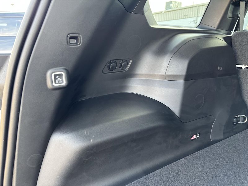 New 2026 Jeep Cherokee Limited 4x4Image 10